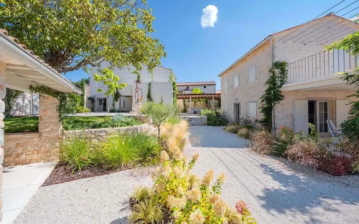 Holiday Home In Radovani - Istrien 49822